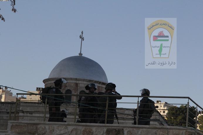 أمين علاوية: جنود الاحتلال يتخذون من الأماكن المقدسة دروع لإطلاق النار في العيزرية