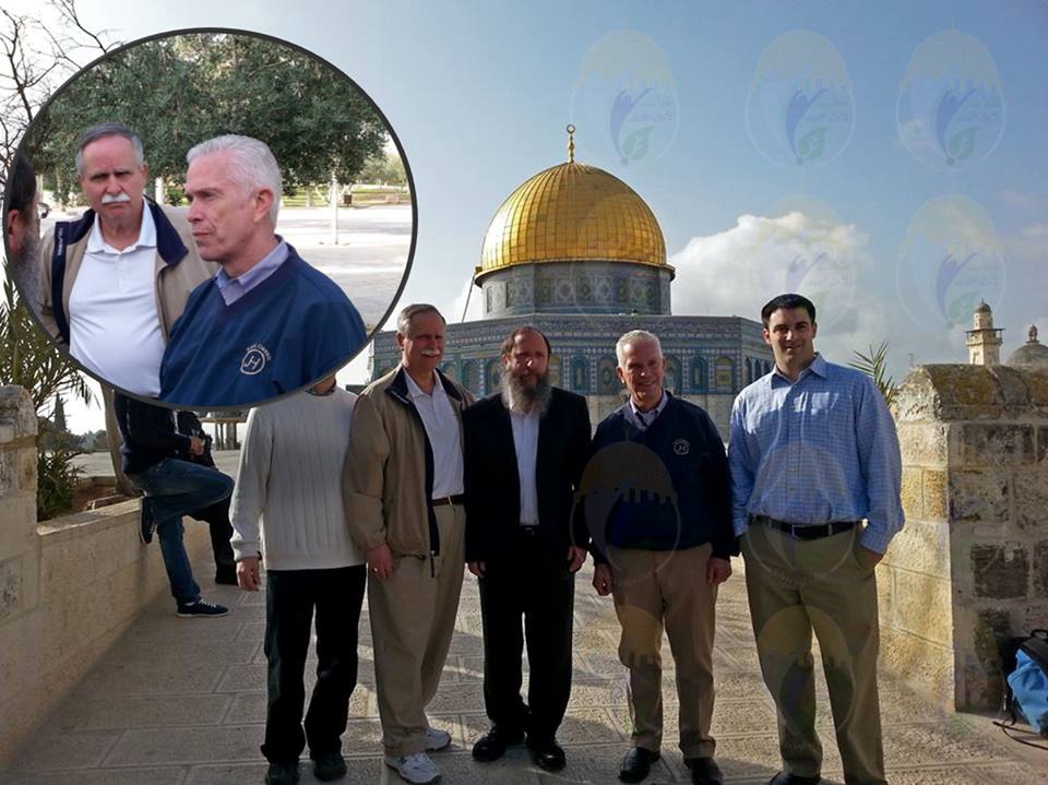 في الأقصى السيناتور بيل جونسون و ديفيد ماكلين!!