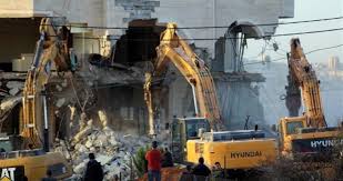 بلدية الاحتلال تمهل عائلة مقدسية لهدم “بركسات” سكنية