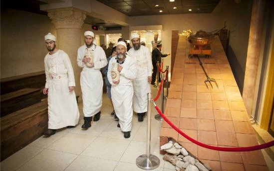 بناء جديد لـ “مذبح الهيكل” المزعوم واحلام يهودية بنقله الى الاقصى