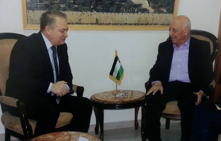 قريع يستقبل السفير الروسي لدى دولة فلسطين لبحث آخر التطورات