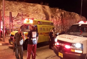 إصابة سائق بزعم محاولته دهس جنود اسرائيليين في القدس