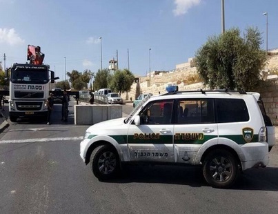 حصار وعقاب جماعي واهانة في القدس