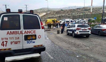 شهيد وإصابة جندي على حاجز حزما في القدس