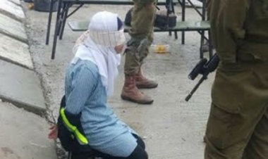الاحتلال يعتقل طالبة من حي الثوريب زعم حيازتها سكين
