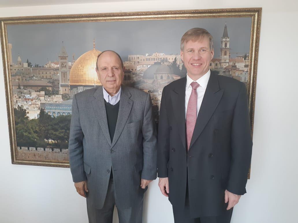 الحسيني يستقبل القنصل البريطاني العام في القدس
